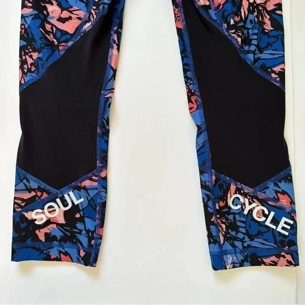 Lululemon Soul Cycle Pace Revival Crop Paint‎ Storm Size 4